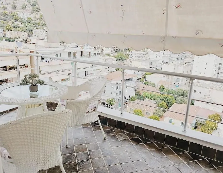 First Street Apartments Sarande 0*,