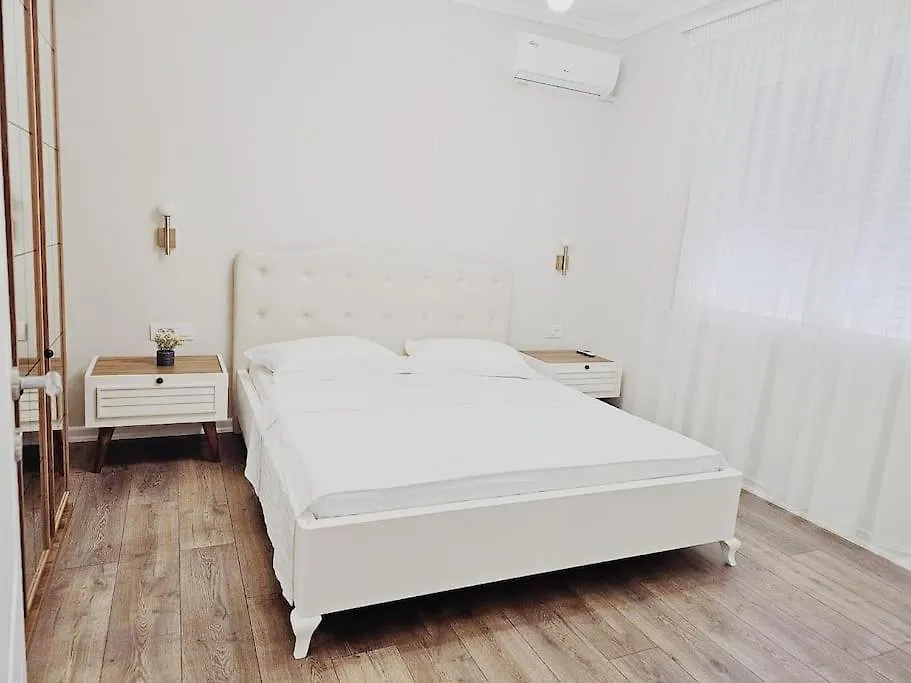 First Street Apartments Sarande 0*,  Albania